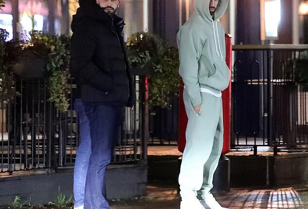 Bruno Fernandes was spotted leaving a coffee shop along with Carlos Fernandes, Man United's former Assistant Manager who was sacked alongside Ruben Amorim on Monday