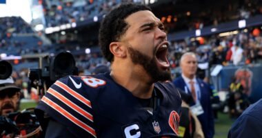 Caleb Williams’ Hot Streak Continues as Bears’ QB1 Earns New Award