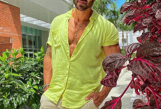 Léo Blanco, a choreographer on the Brazilian version of Dancing With The Stars, has reportedly died at age 47