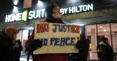 Democrats and Some in the Media Now Suggesting that ICE Agents Should Be Shot – HotAir