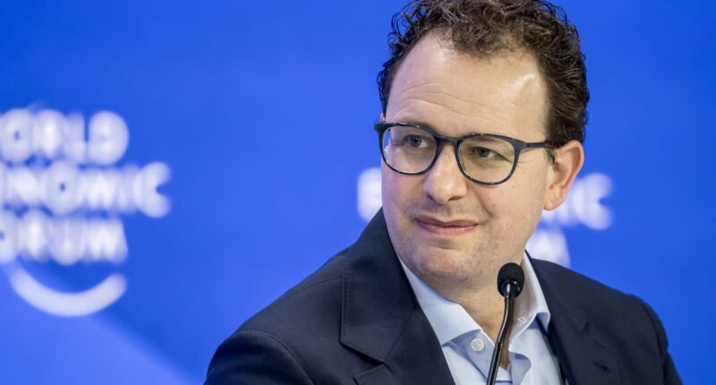 Despite questions about AI’s long-term profitability, OpenAI and Anthropic accelerate investment