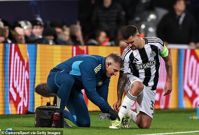 Newcastle boss Eddie Howe has given an update on the injury suffered by Bruno Guimaraes against PSV on Wednesday