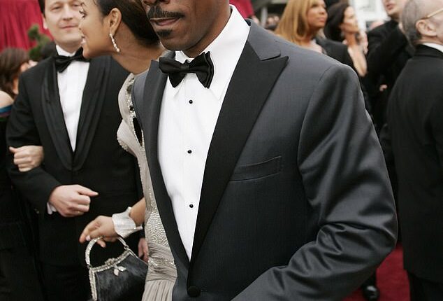 Eddie Murphy reveals the reason behind his infamous Oscars walk out back in 2007