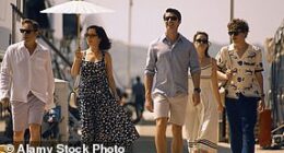 Emma Stone, Selena Gomez, Robin Wright and more prove the BOB is the red-hot hair trend at the Golden Globes