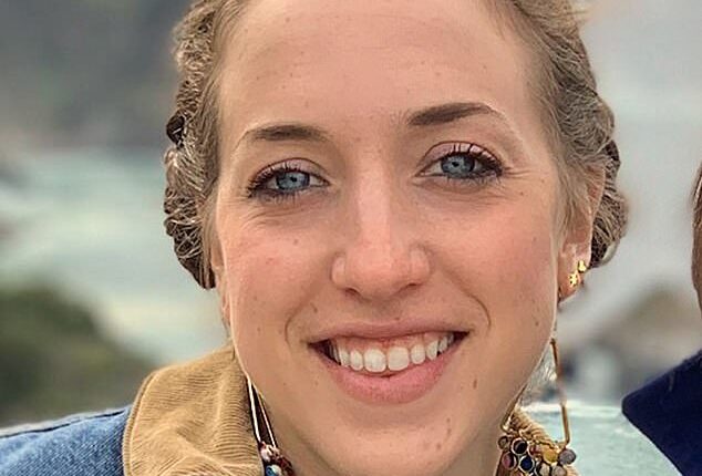 Hannah Natanson, a Washington Post reporter, was at her home in Virginia when federal agents descended on her home on Wednesday morning