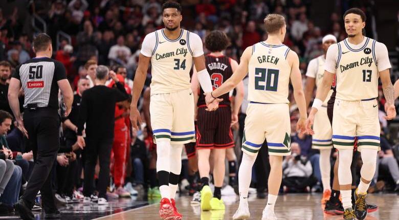 Giannis Antetokounmpo Calls Out "Selfish" Bucks Teammates