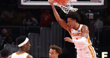 Hawks Beat Suns 110–103, Boost Playoff Hopes