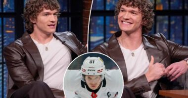 'Heated Rivalry' star Connor Storrie makes late night debut on Seth Meyers after Golden Globes whirlwind