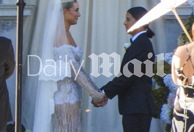 Sam Kerr and Kristie Mewis (pictured right and left) tied the knot in a stunning ceremony on New Year's Eve