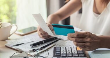 For years I¿d told myself I was good with money because my credit score was excellent and balance transfer offers kept appearing. But I was £15,000 in debt, not including our mortgage