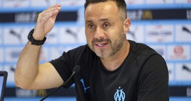 Roberto de Zerbi admitted he does not know if he is the 'ideal coach' for Marseille on Friday