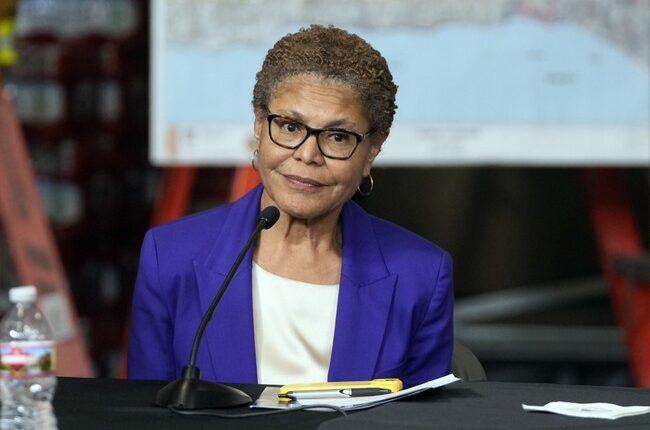 LA Mayor Karen Bass Makes Insulting Comparison to Violent 2025 Anti-ICE Riots – RedState