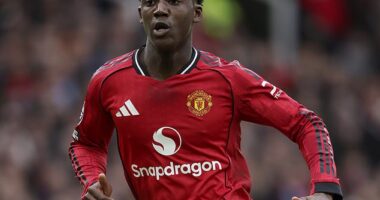 Manchester United are set to re-open talks with Kobbie Mainoo over a new contract