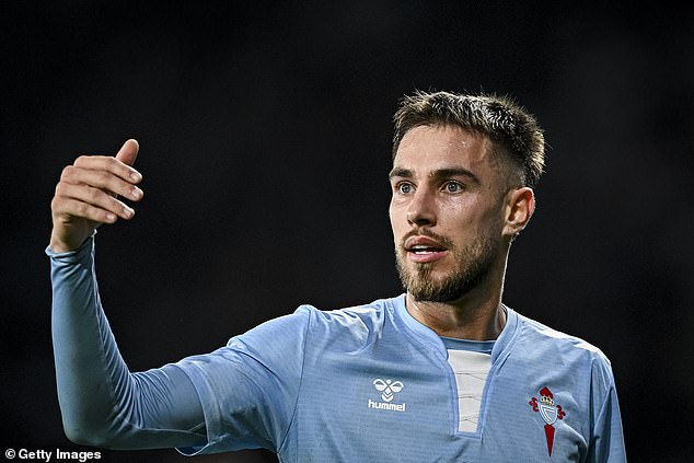 Newcastle have been offered the chance to sign Celta Vigo defender Oscar Mingueza
