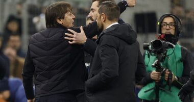 Antonio Conte yelled in the fourth official's face after being sent off as Napoli faced Inter Milan