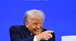 Report: Trump and Newsom share friendly backstage exchange