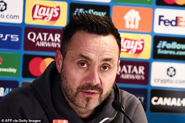 Roberto De Zerbi insisted his immediate focus remains on Marseille amid links to Man United