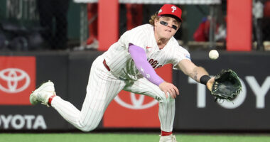 San Francisco Giants Sign Speedy Gold Glove Outfielder