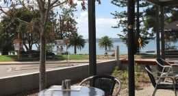 A small café has been forced to defend its reputation after being hit with a string of one-star Google reviews