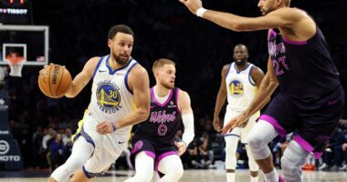 Stephen Curry Offers Concerning Injury Update After Warriors Win