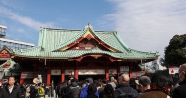 Strong shaking and aftershocks as magnitude-6.2 earthquake hits western Japan