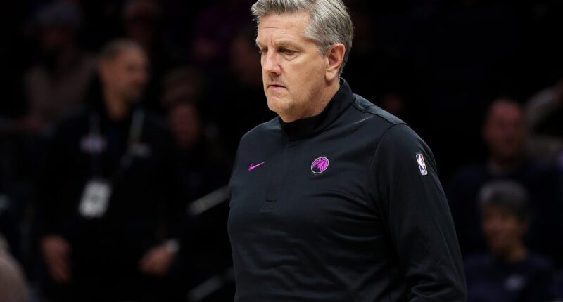 T-wolves and Warriors return to court in support of a grieving community after Minneapolis shooting