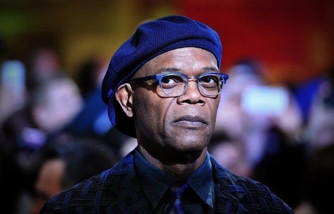 Celebrity Net Worth logo