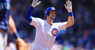 Celebrity Net Worth logo