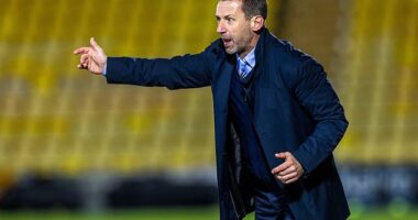 Neil McCann led his team to a 1-1 draw with Livingston in his first game as Kilmarnock manager
