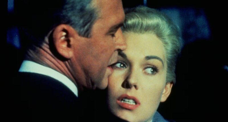 These 10 Mystery Movie Twists Remain Untouchable