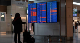 Thousands of flight cancellations could mean record cash refunds for stranded passengers under this new rule