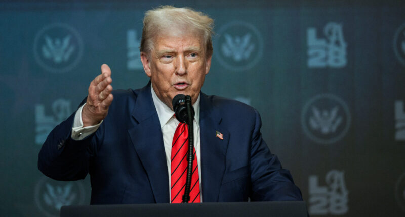 Trump Pushing $100B Investment in Venezuela at Meeting With Oil Execs.