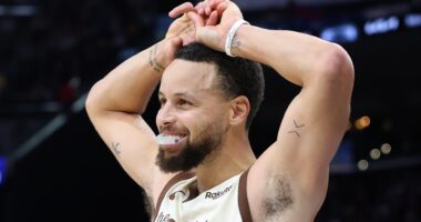 Warriors Receive Shocking News on Dream Trade Target's Price