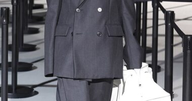 Runways from Paris to New York have already laid the groundwork for 2026's fashion and beauty trends - with micro-fringes, ’80s power dressing, nostalgic primary colours and platform sandals storming back into the spotlight