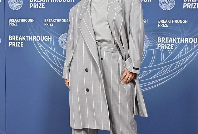 Happy Aquarius Birthday to Alicia Keys, 45 today