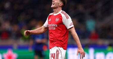 Even when he scores, things just aren't going Viktor Gyokeres' way right now. Against Inter Milan, he was upstaged by fellow striker Gabriel Jesus