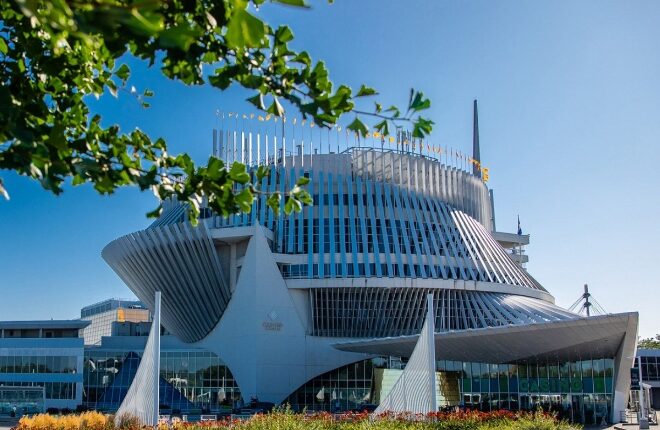 5 Luxury Travel Destinations in Canada with Incredible Casinos