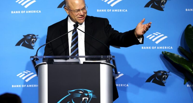 Appaloosa upped its bet on this airline during the fourth quarter, while adding to tech and selling off financials