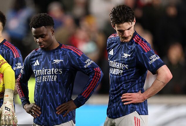 Arsenal dropped two points in the title race with a 1-1 draw at Brentford on Thursday night