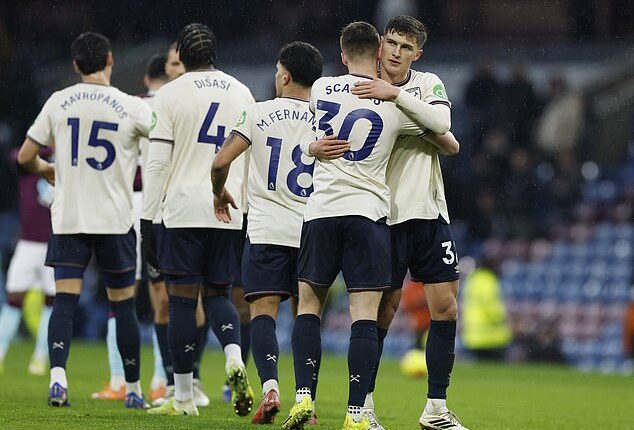 West Ham continued their recent resurgence with a 2-0 victory away to Burnley on Saturday