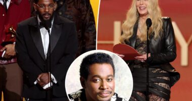 Cher mistakes Luther Vandross for Kendrick Lamar at Grammys