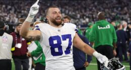 Cowbys TE Jake Ferguson's Fiancee On SI Swimsuit Issue Cover