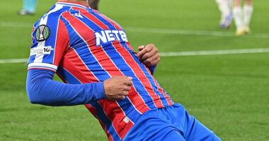 Crystal Palace dispatched Zrinjski Mostar 2-0 at Selhurst Park to reach the UEFA Conference League last 16