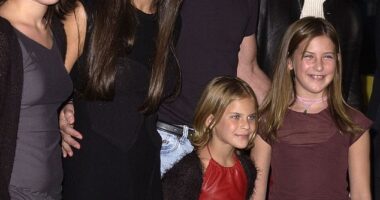 As a child in the late 1990s, rolling down the road on your Heelys wheeled sneakers and in your Global Hypercolor tee, you would have wanted to be part of the Brentwood Bunch. (Pictured: Demi Moore and Bruce Willis with their children in 2001)