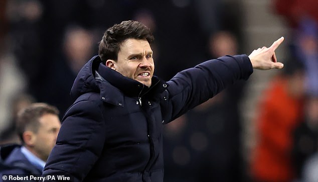 Rangers boss Danny Rohl was bemused by the boos for his team at half-time