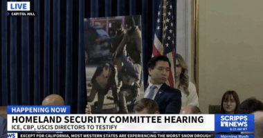 Dem Uses Fabricated AI Photo Of ICE After Fabricating J6 Records