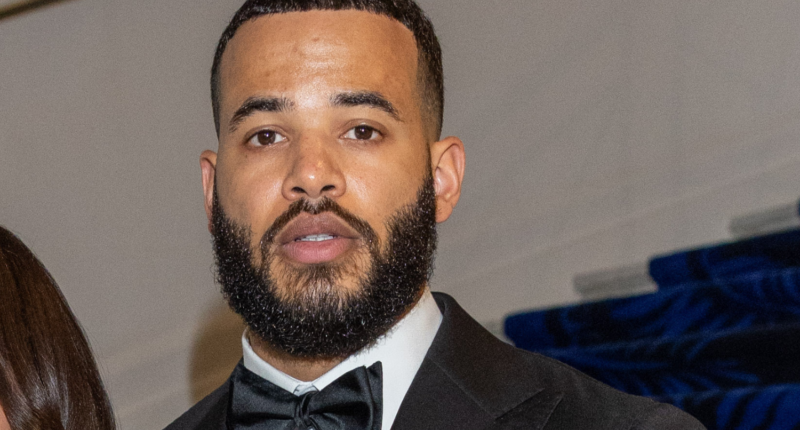 Healing Era? Desmond Scott Shows Off Life After Divorce & Fans Want The Recipe (VIDEO)