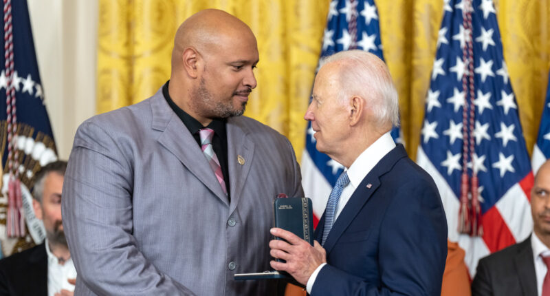 Failed House Candidate and Capitol Police Grifter Harry Dunn is Running Again, Vowing to Abolish ICE.