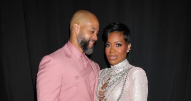 Fantasia Reacts Dad Joseph Barrino Accusations Husband Kendall Taylor Stealing Money Video 