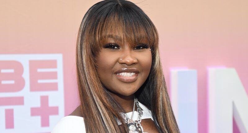 Whew! Victoria Woods Pops OFF After Gloss Up Begins Selling Disparaging, NSFW T-Shirts Of Her (PHOTOS + VIDEOS)